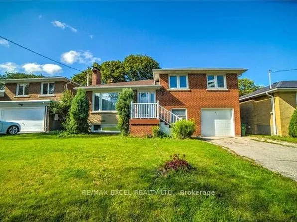54 Bowerbank Dr, Toronto, ON M2M 1Z8