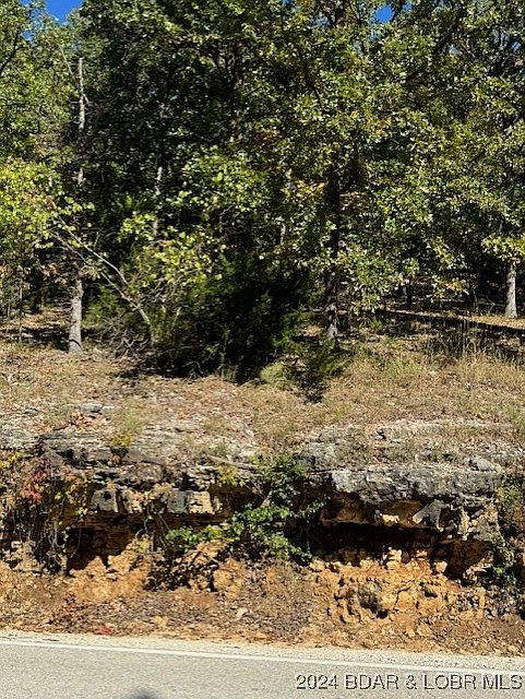 2nd image of 518 Palisades Dr
