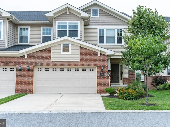 116 Elton Farm Cir, Glen Mills, PA 19342