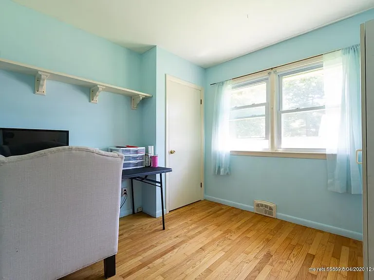 8 Williams Dr — Photo 12