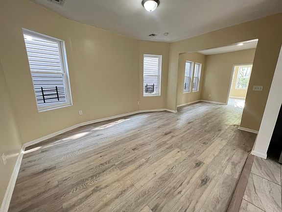 2nd image of 72 Seymour Ave Floor 2