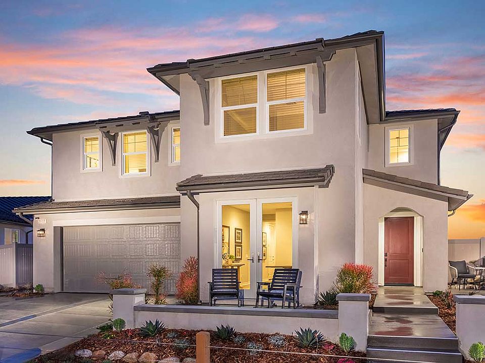 Luna Plan 2 Exterior