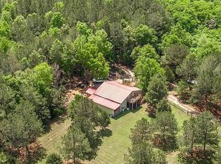 621 Tom Taylor Rd, Hawkinsville, GA 31036