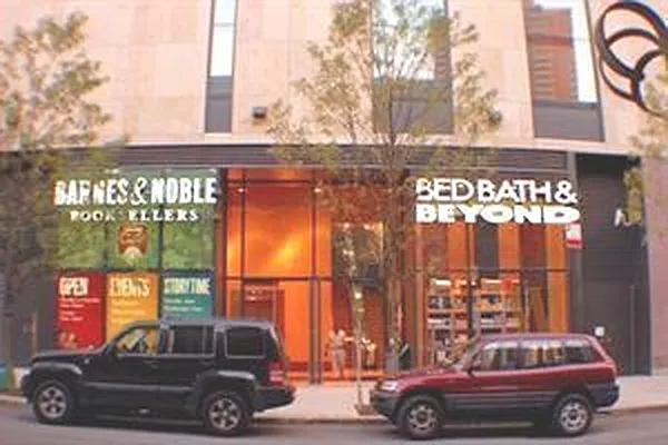 Sold by Douglas Elliman | media 25