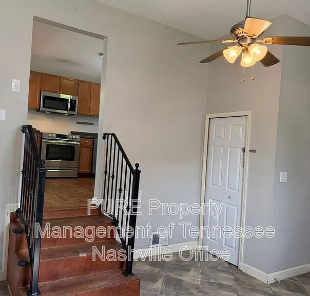 900 Crescent Hill Rd — Photo 17