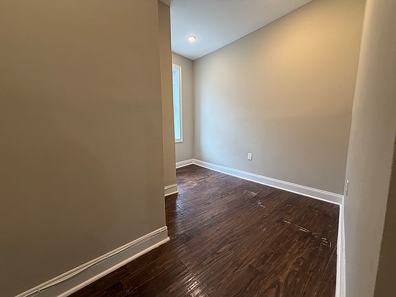 5th image of 159 Bergen Ave APT 1