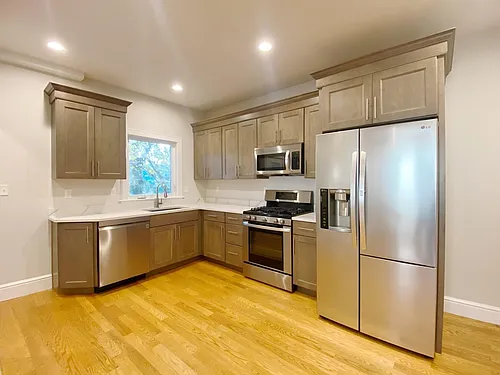 821 Winthrop Ave #1 Photo 1