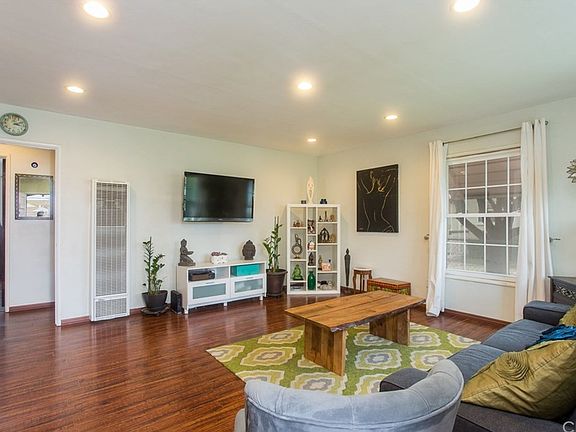 5th image of 9122 Los Angeles St