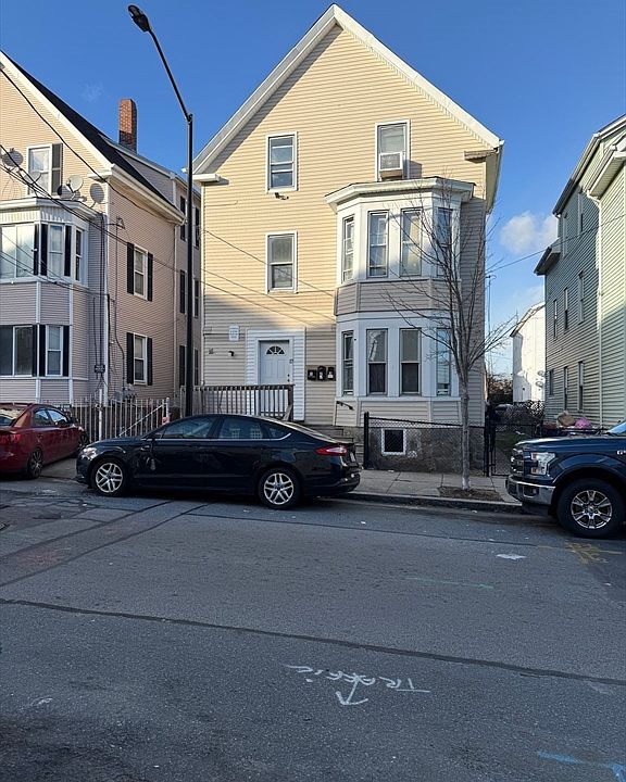 1st image of 17 Bullard St