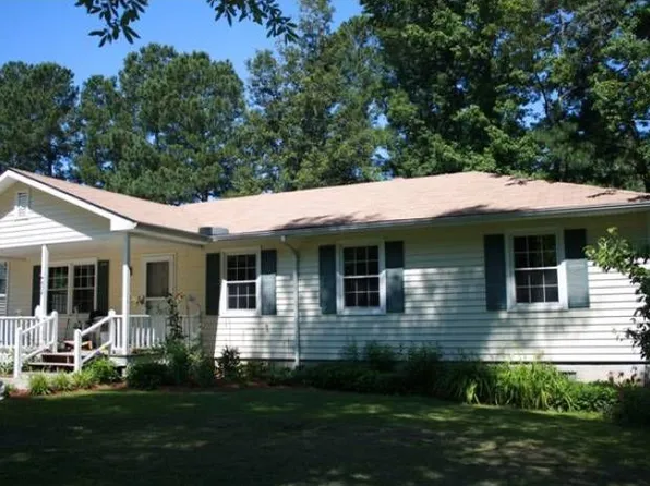 404 Clark St, Nashville, NC 27856