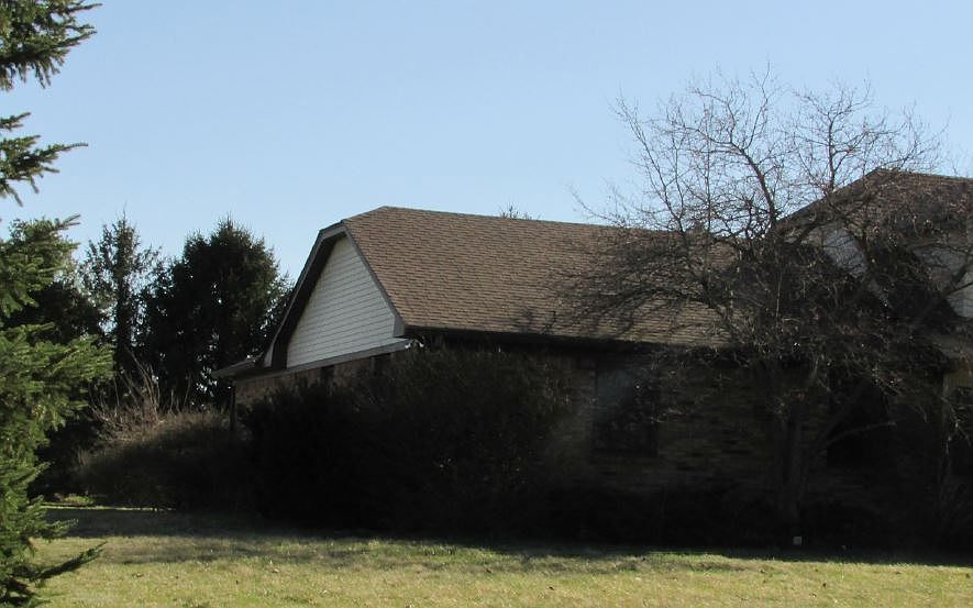 2nd image of 7471 W Ivy Ct