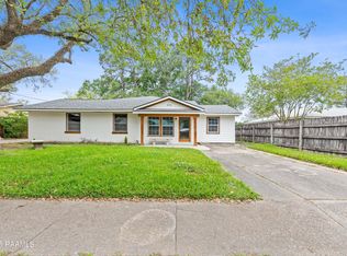 406 Orange Grove Dr, New Iberia, LA 70560