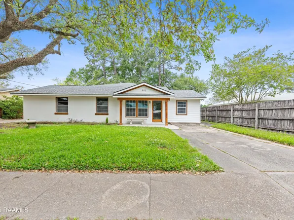 406 Orange Grove Dr, New Iberia, LA 70560