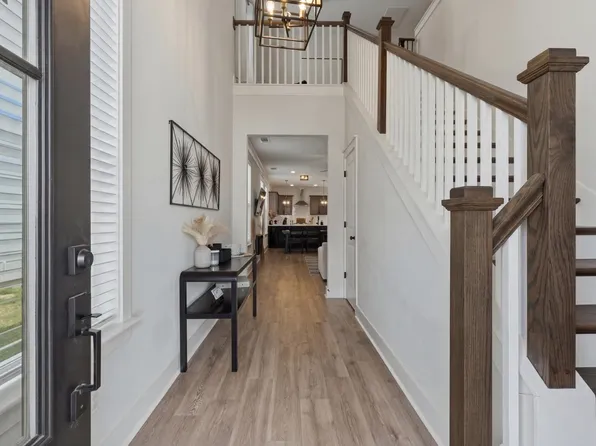 172 Portico Pl, La Vergne, TN 37086