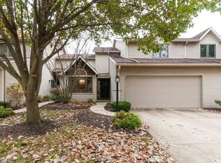 61 Lethbridge Ln, Copley, OH 44321