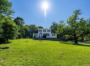 2123 New Hackensack Rd, Poughkeepsie, NY 12603