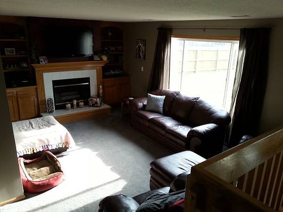 2nd image of 160 SE Peachtree Dr