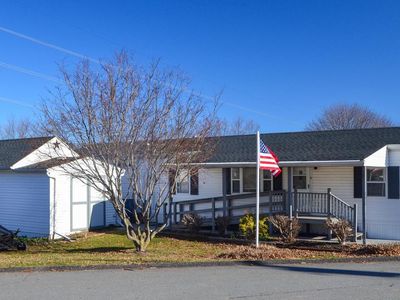 324 Blue Jay Dr, Red Lion, PA, 17356
