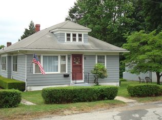 31 Park Blvd, West Warwick, RI 02893