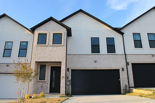 4439 Fatima Dr Photo 1