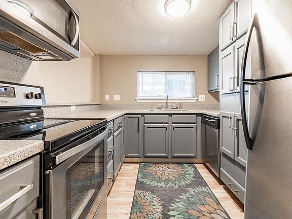 4th image of 916 Martin Luther King Jr Way S APT 3