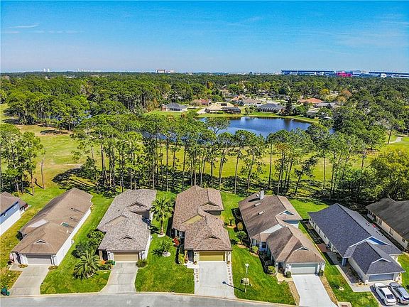 4th image of 536 Crooked Stick Dr