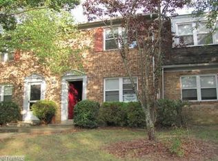 3917 Colony Sq #E, Greensboro, NC 27407