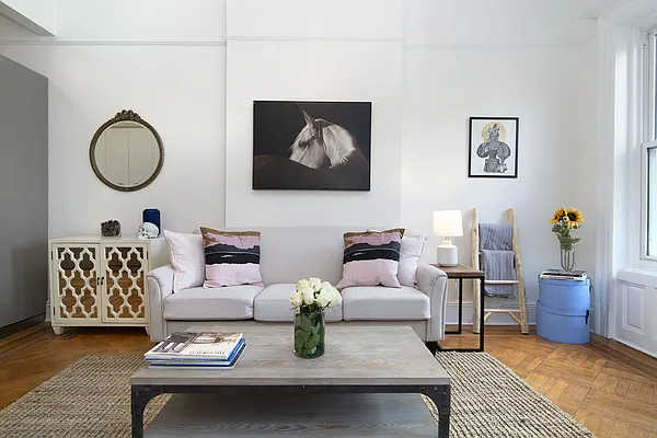 Rented by Ivey North LLC | media 25