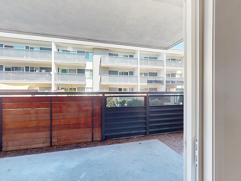 Eight 80 Newport Beach — Photo 169