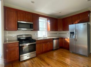 24 W 30th St #2, Bayonne, NJ 07002