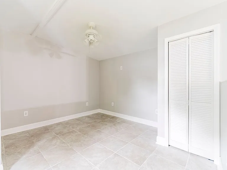 2017 Oceanview Pl — Photo 6