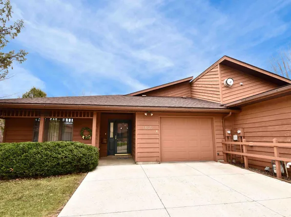 1405 Brookview Dr, Winona, MN 55987