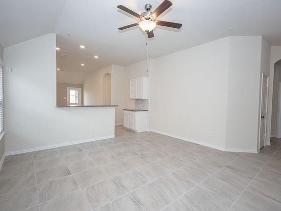 5th image of 6806 Barrington Creek Trce