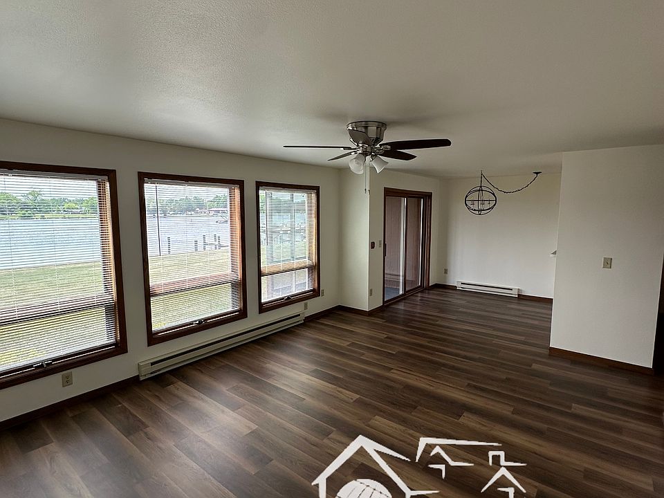 1st image of 1525 Arboretum Dr #B
