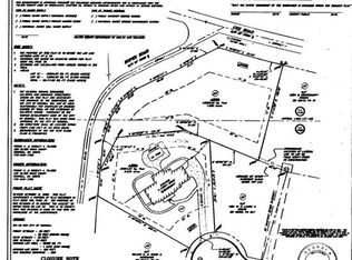 1050 Cox Rd, Roswell, GA 30075