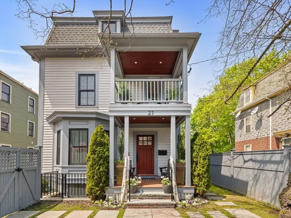 27 Walden St #1, Cambridge, MA 02140