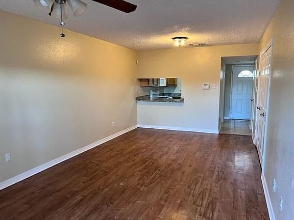 2nd image of 325 Ormond Meadows Dr APT B
