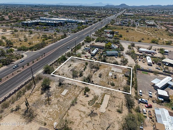 5th image of 5641 N La Cholla Blvd #15