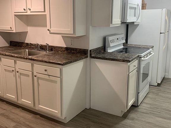 2nd image of 4306 Chester Dr #3