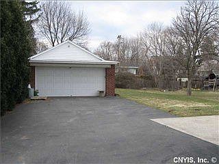 2nd image of 211 Durston Ave