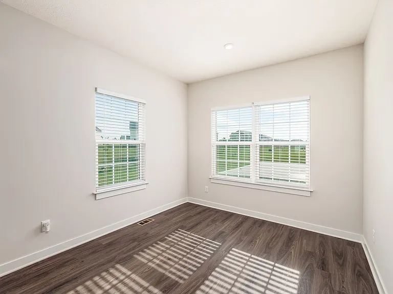589 Melick Dr #1 — Photo 30
