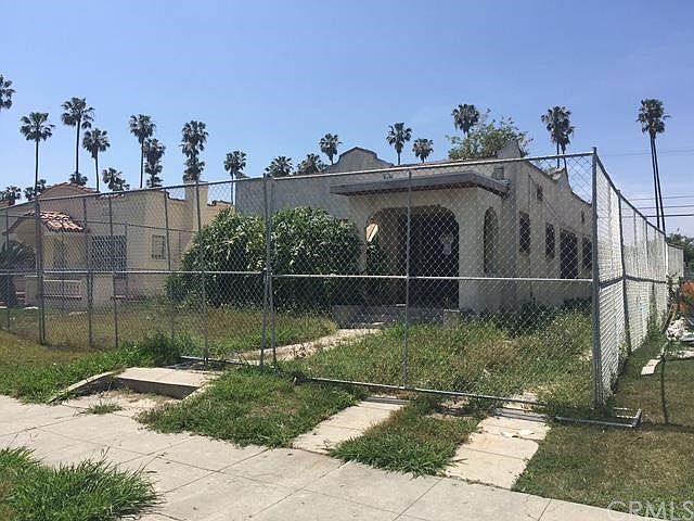 1st image of 5523 S Wilton Pl