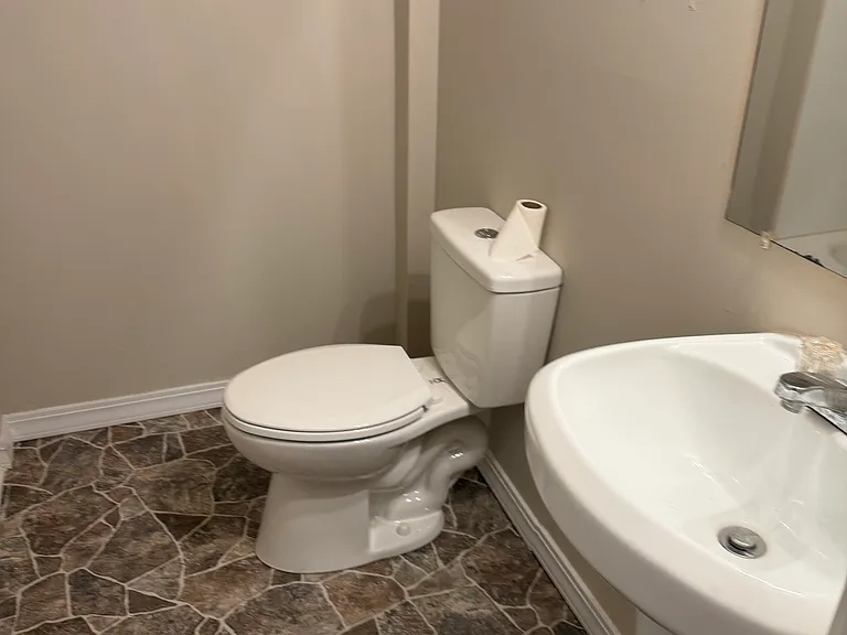 134 Hiawatha Dr — Photo 6