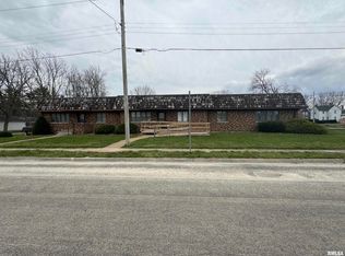 321 W North St, Cambridge, IL 61238