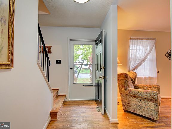 5th image of 6004 Phillipp Ct