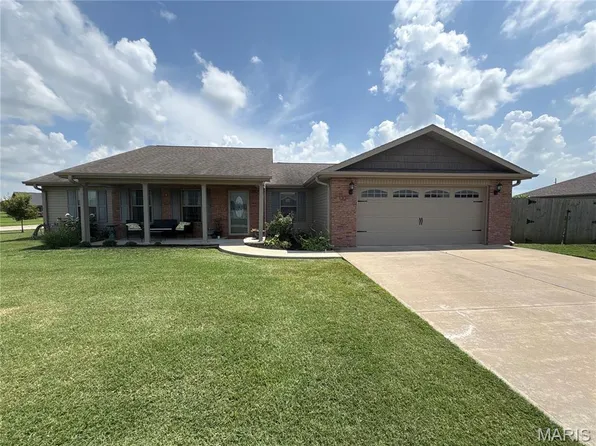 1231 Yellowstone, Sikeston, MO 63801