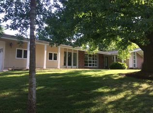 1415 Hickory Hill Dr, Mexico, MO 65265