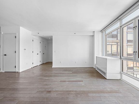 4th image of 385 1st Ave APT 10A