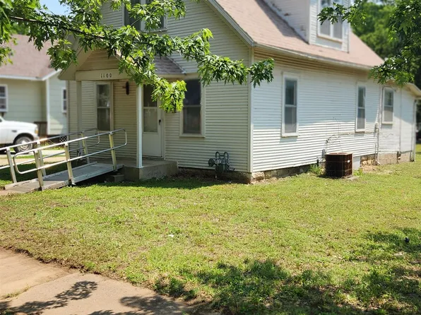 1100 N 8th St, Independence, KS 67301