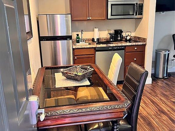 4th image of 3100 PARKWAY BOULEVARD #417